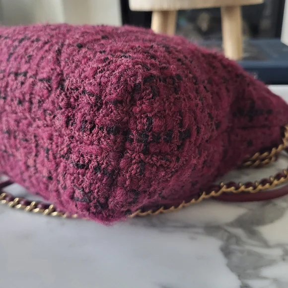 Chanel Mini 22 - Picture 14 of 16